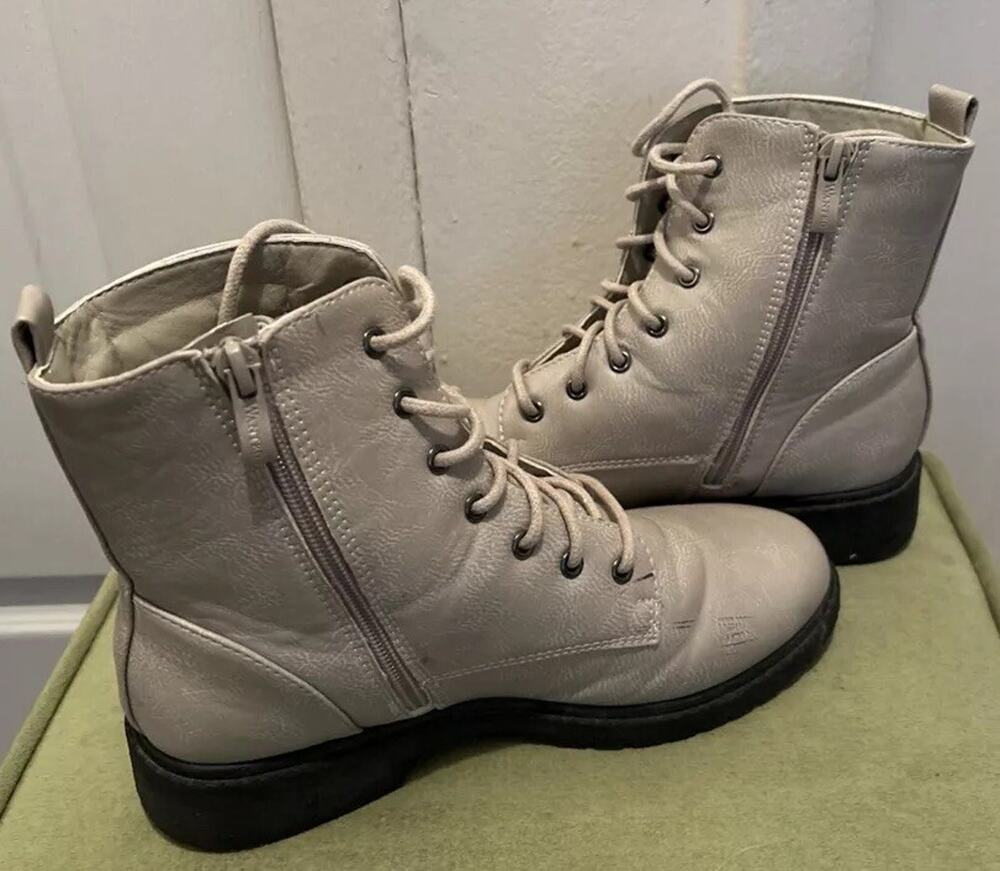 Wanted Womens SZ 8 Quinn Lace Up Round Toe Sweater Cuff Combat Boots
